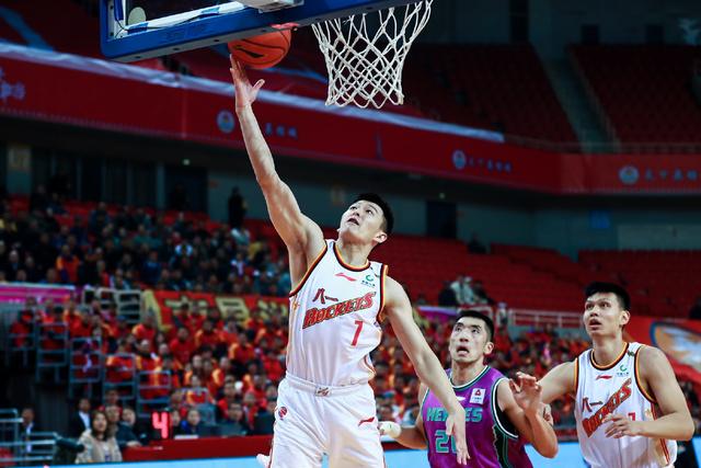 意甲倒计时；山东泰山今晚手感冰凉；细节引发关注；底气十足；心理建设被强调的简单介绍