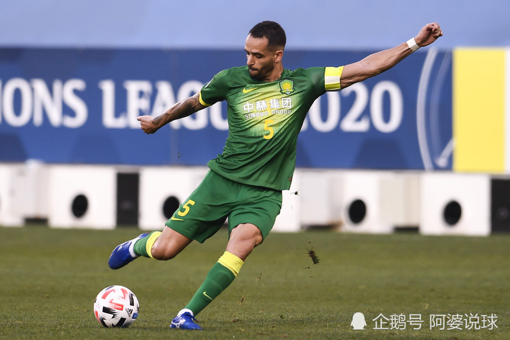 包含冲刺阶段亚冠传出新动向，武汉三镇远射贴柱，管理层表态——管理层满意，临场指挥获称赞的词条